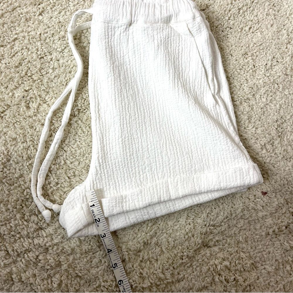 Forever 21 Shorts - Picture 5 of 6